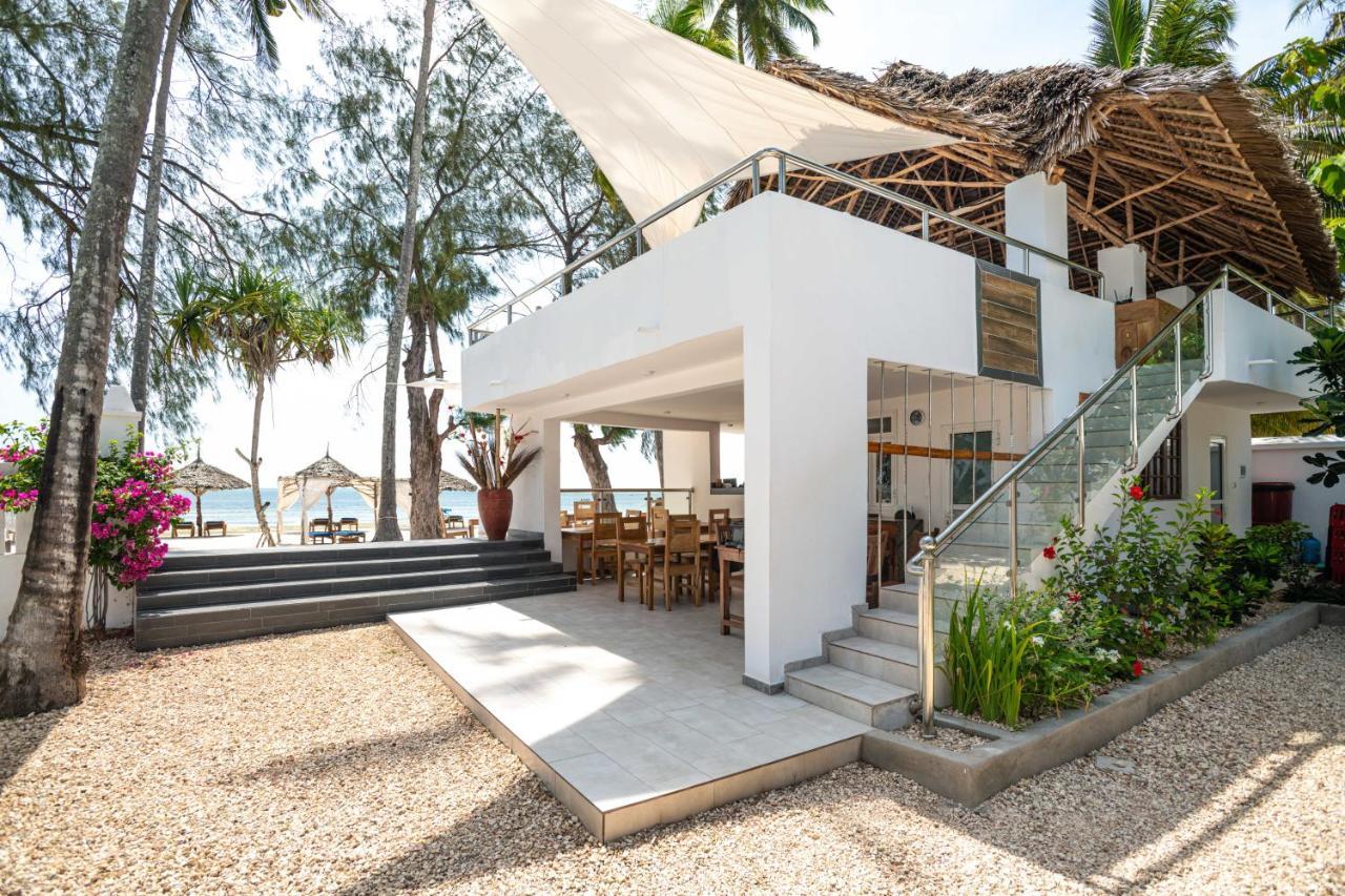 Seashore Hotel 4*