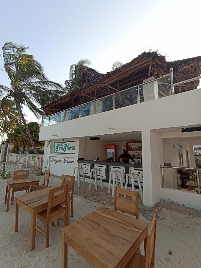 Seashore Kiwengwa (Zanzibar)